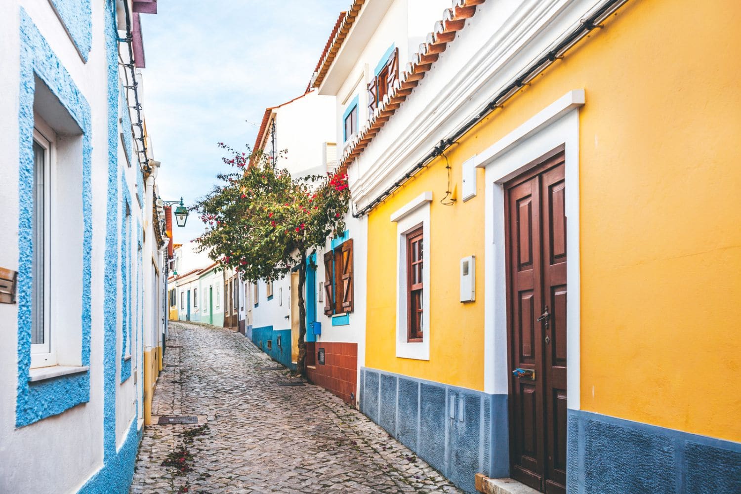 foreclosed house in Portugal Lisbon