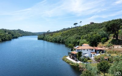Maison au bord de l’eau au Portugal